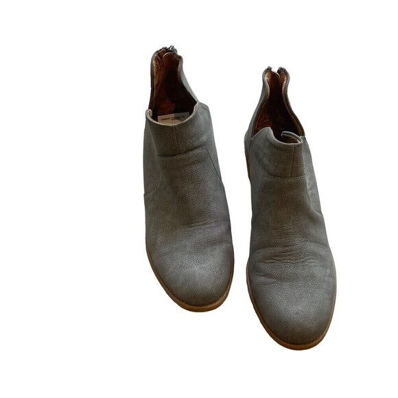 B.O.C Women's Stacked Heel Lucy Comfort Suede Shooties in Light Gray 9.5 NWOB - Picture 8 of 15